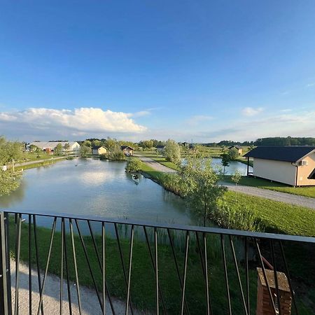Ranc Ramarin Villa Garcin ภายนอก รูปภาพ