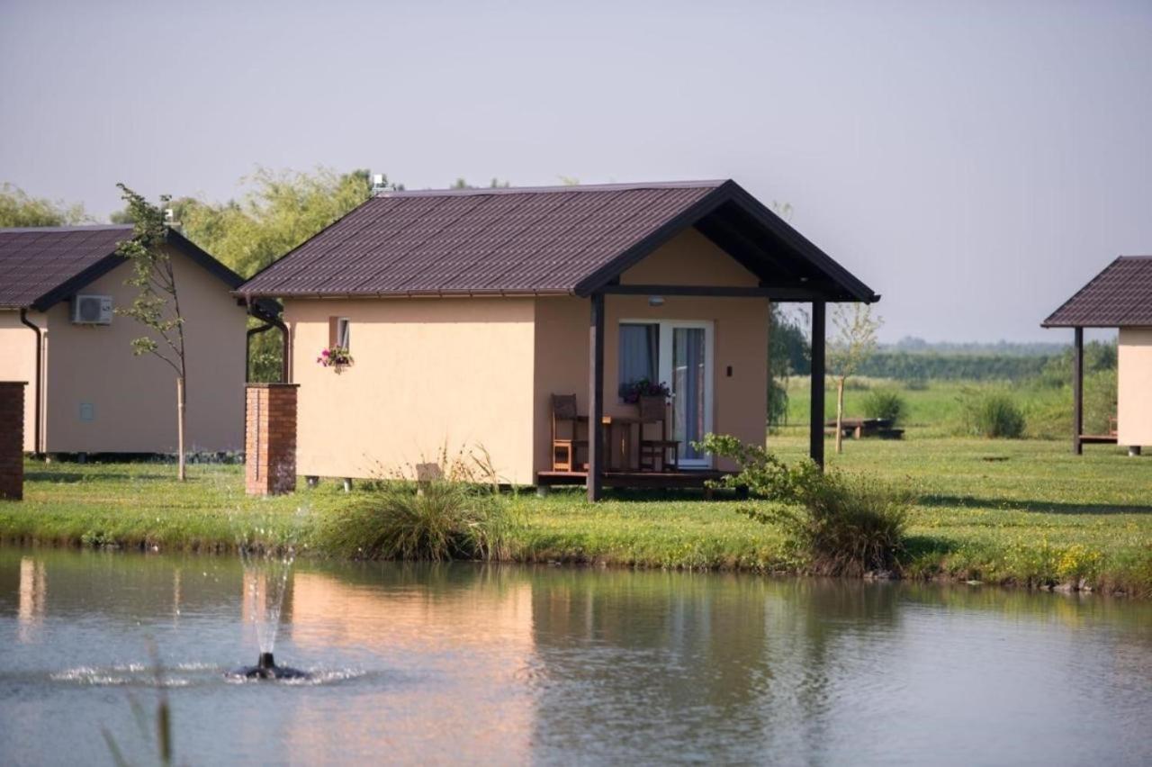 Ranc Ramarin Villa Garcin ภายนอก รูปภาพ