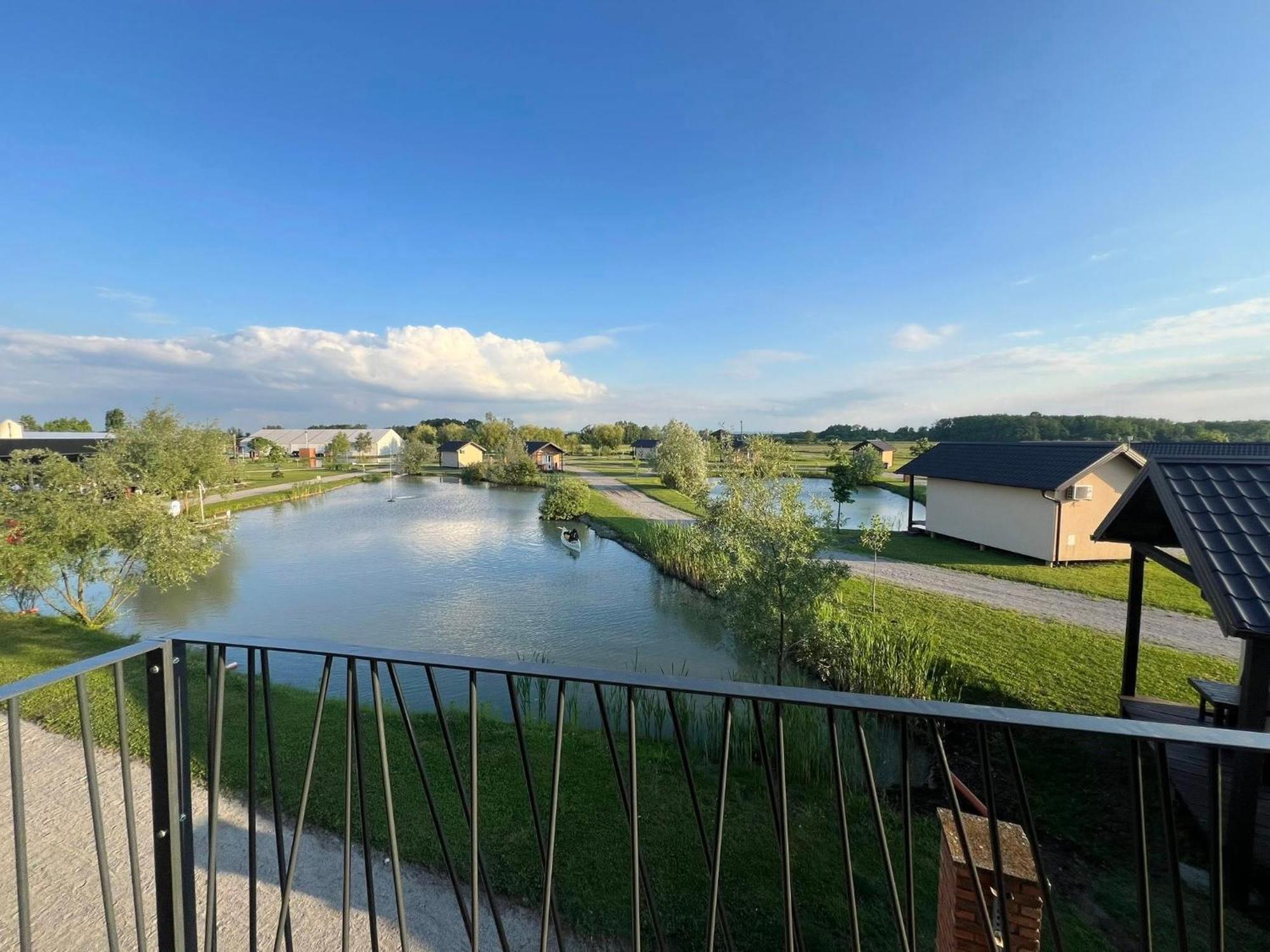 Ranc Ramarin Villa Garcin ภายนอก รูปภาพ